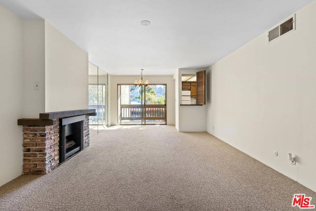 Culver City, CA 90230,4202 Summertime LN