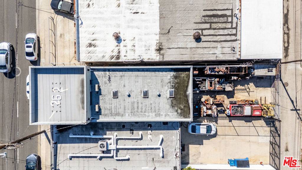 Hawthorne, CA 90250,12621 Prairie AVE