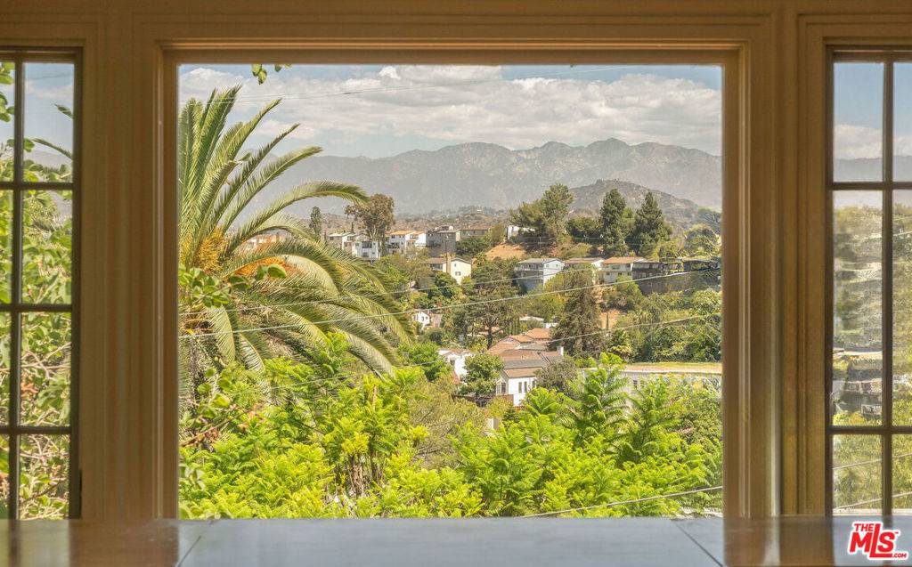 Glendale, CA 91205,1441 Columbia DR