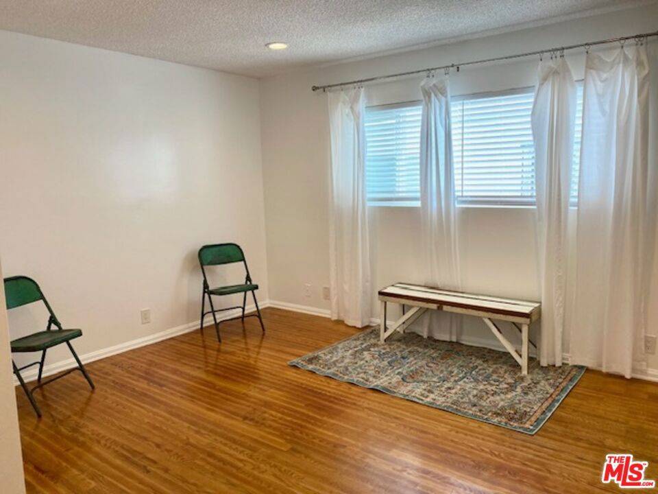 Santa Monica, CA 90403,1010 21st ST #2