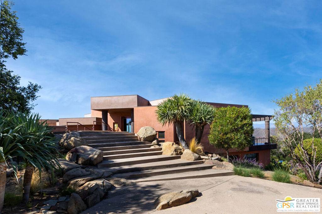 Ramona, CA 92065,19210 Highland Hills DR