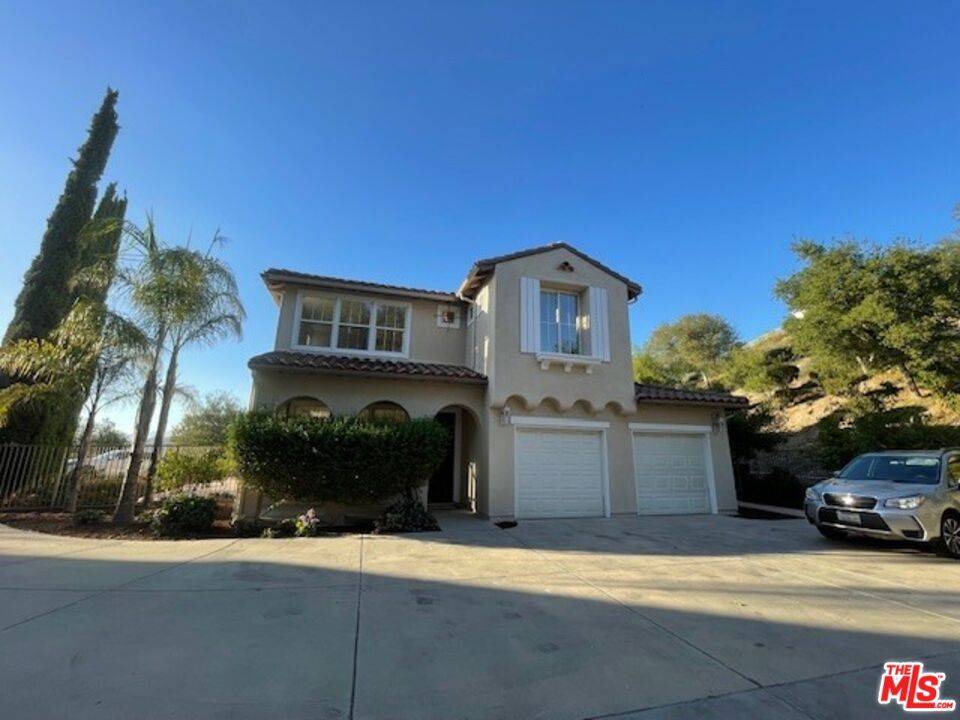 Tujunga, CA 91042,11040 Renaissance DR