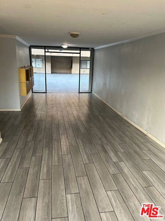 San Fernando, CA 91340,10901 Laurel Canyon BLVD #101