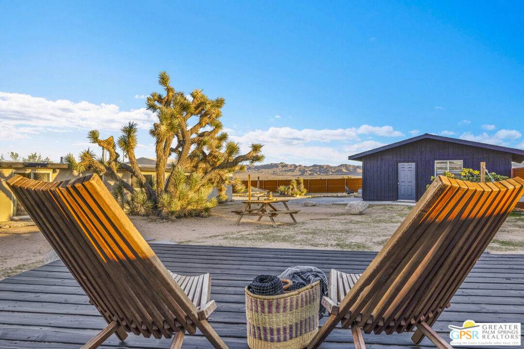 Joshua Tree, CA 92252,4212 O Neill RD