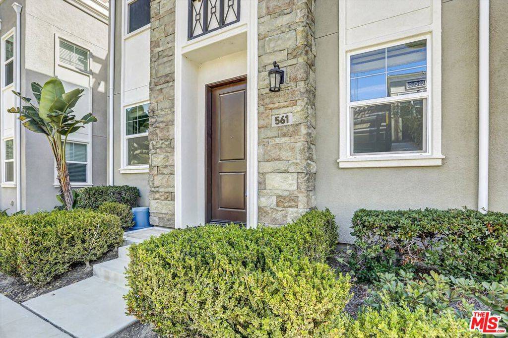 Oxnard, CA 93036,561 Winchester DR