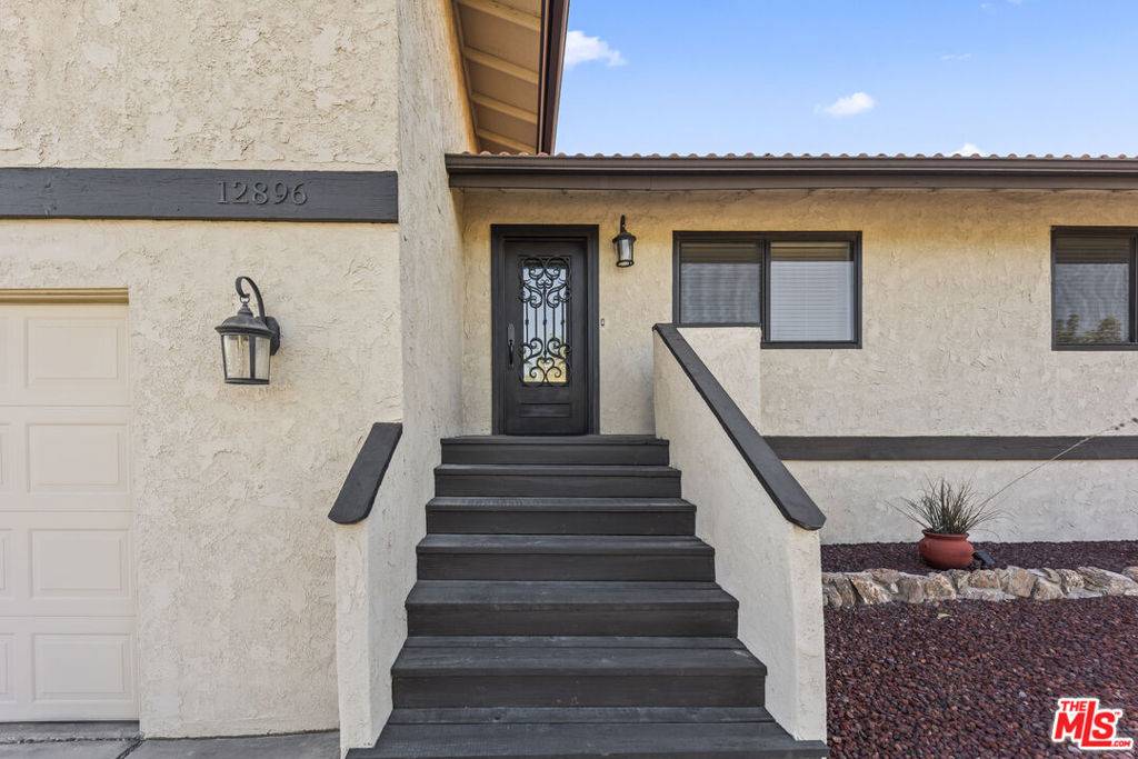 Victorville, CA 92395,12896 Rain Shadow RD