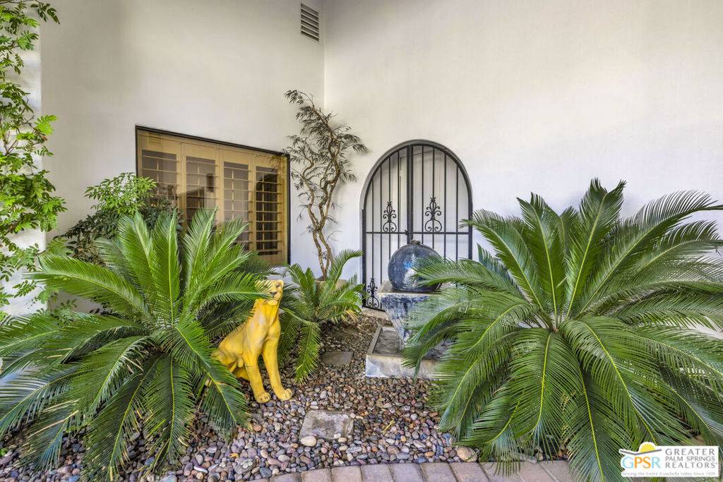 Bermuda Dunes, CA 92203,42755 Baracoa DR