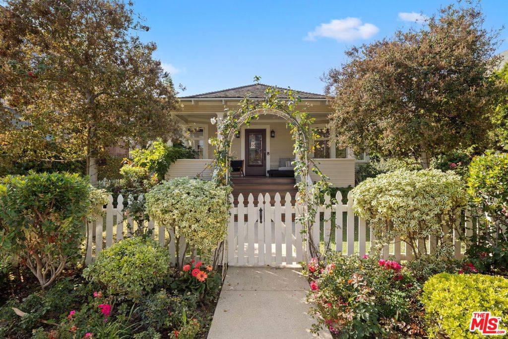 Santa Monica, CA 90403,954 5th ST