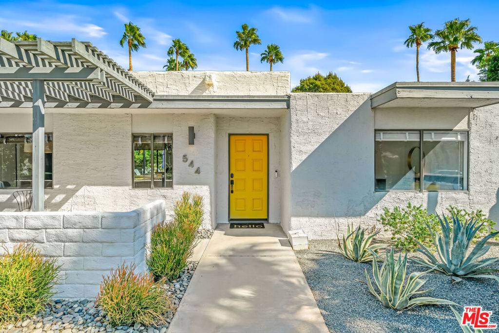Palm Springs, CA 92262,544 N Tercero CIR