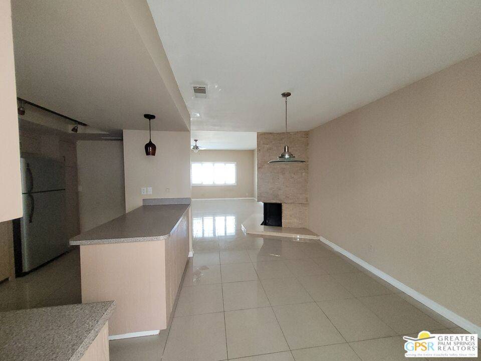 Palm Springs, CA 92264,2518 S Sierra Madre