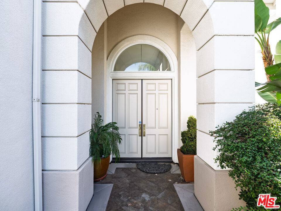 Fullerton, CA 92835,2670 Belinda CT