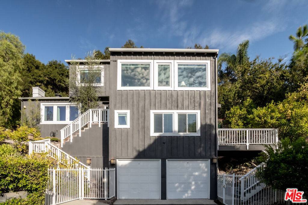 Studio City, CA 91604,3835 Fairway AVE