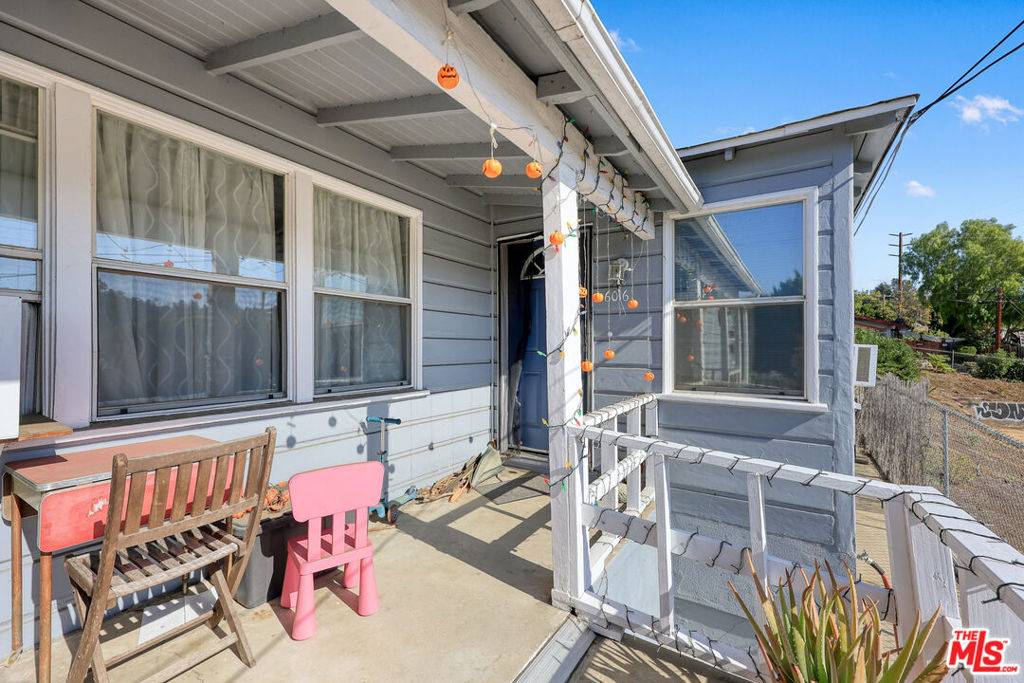 Los Angeles, CA 90042,6011 Pine Crest DR