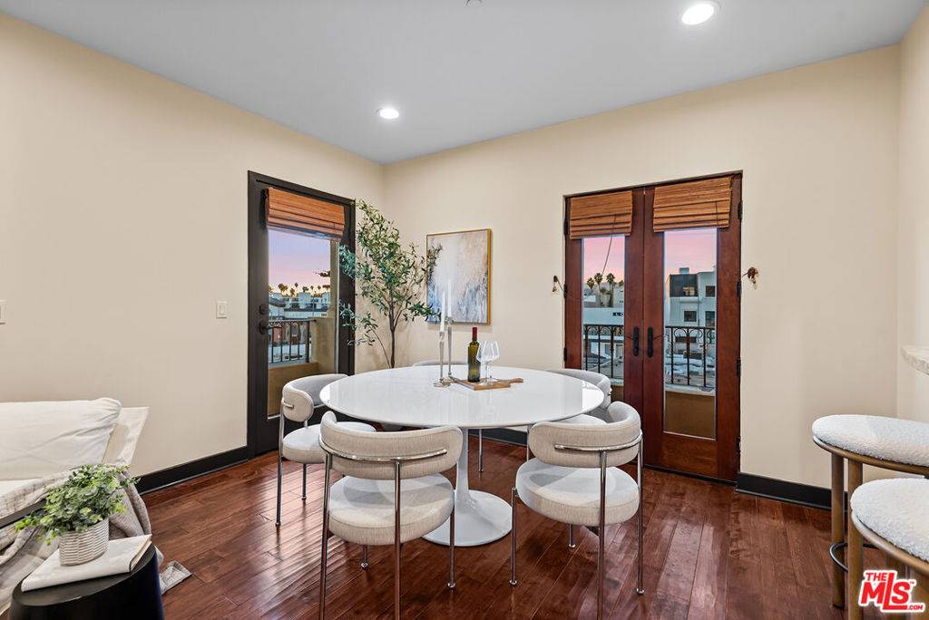 Los Angeles, CA 90025,1215 Armacost AVE #403