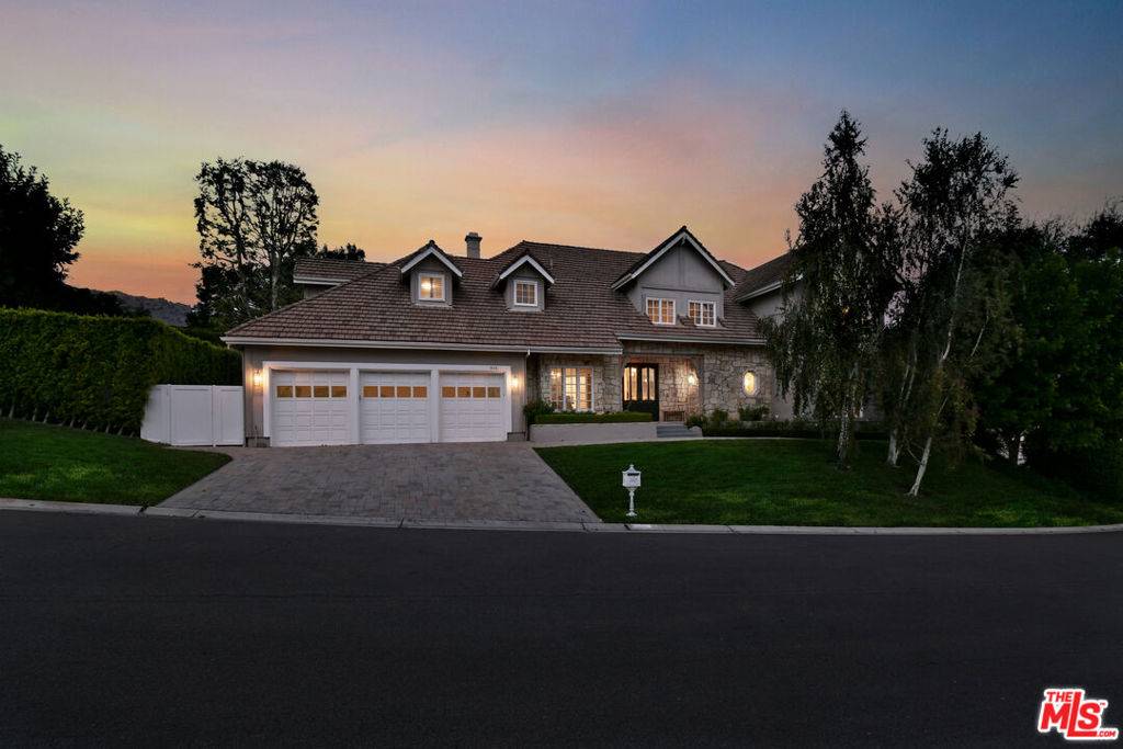 Westlake Village, CA 91362,5449 S Rim ST