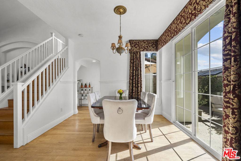 Valencia, CA 91354,23334 Anacapa LN