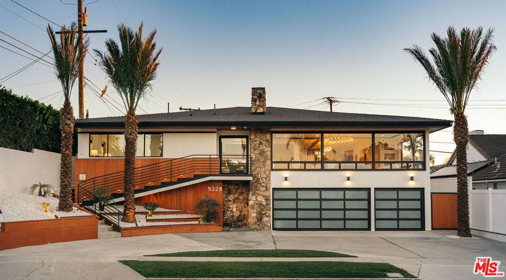 Los Angeles, CA 90056,5328 W 62nd ST