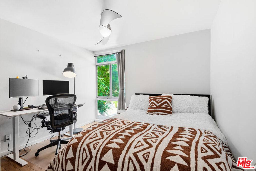 West Hollywood, CA 90069,970 Palm AVE #101