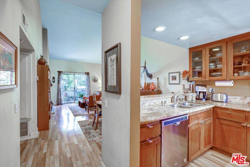 Long Beach, CA 90802,645 Chestnut AVE #316