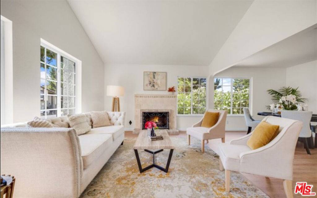 Calabasas, CA 91302,26065 Redbluff DR