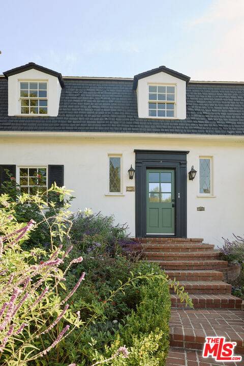 Los Angeles, CA 90068,5712 Spring Oak DR