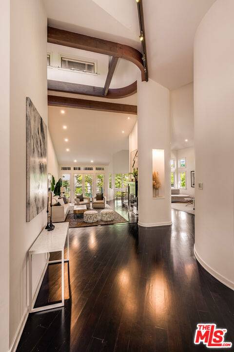 Los Angeles, CA 90024,851 Glenmont AVE