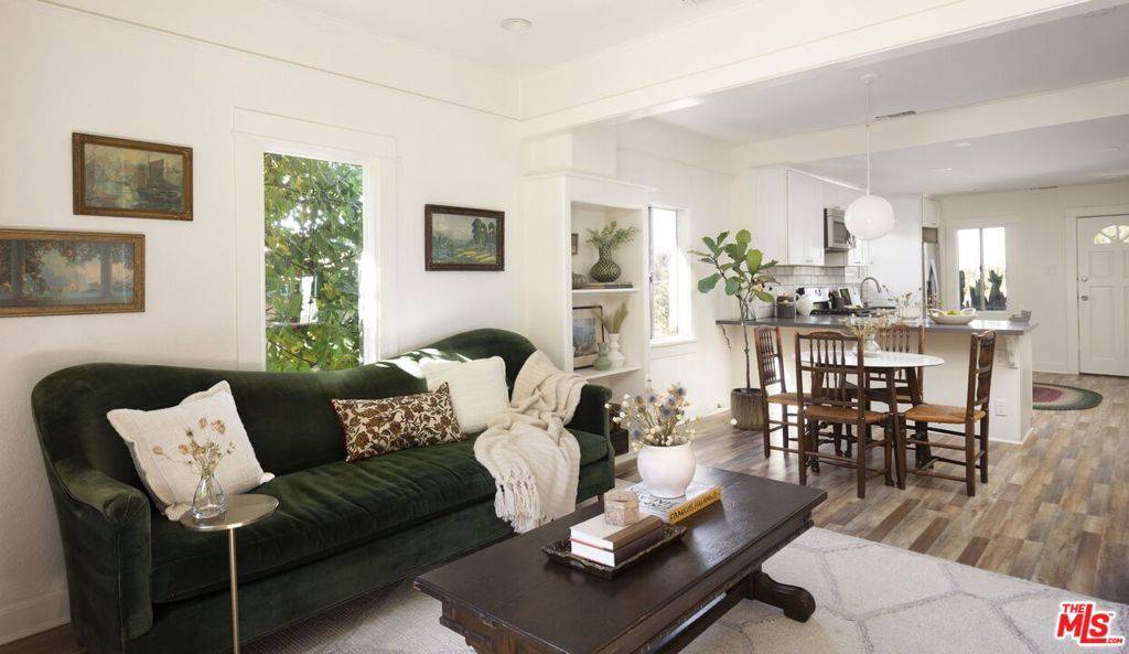 Los Angeles, CA 90065,2010 Isabel ST