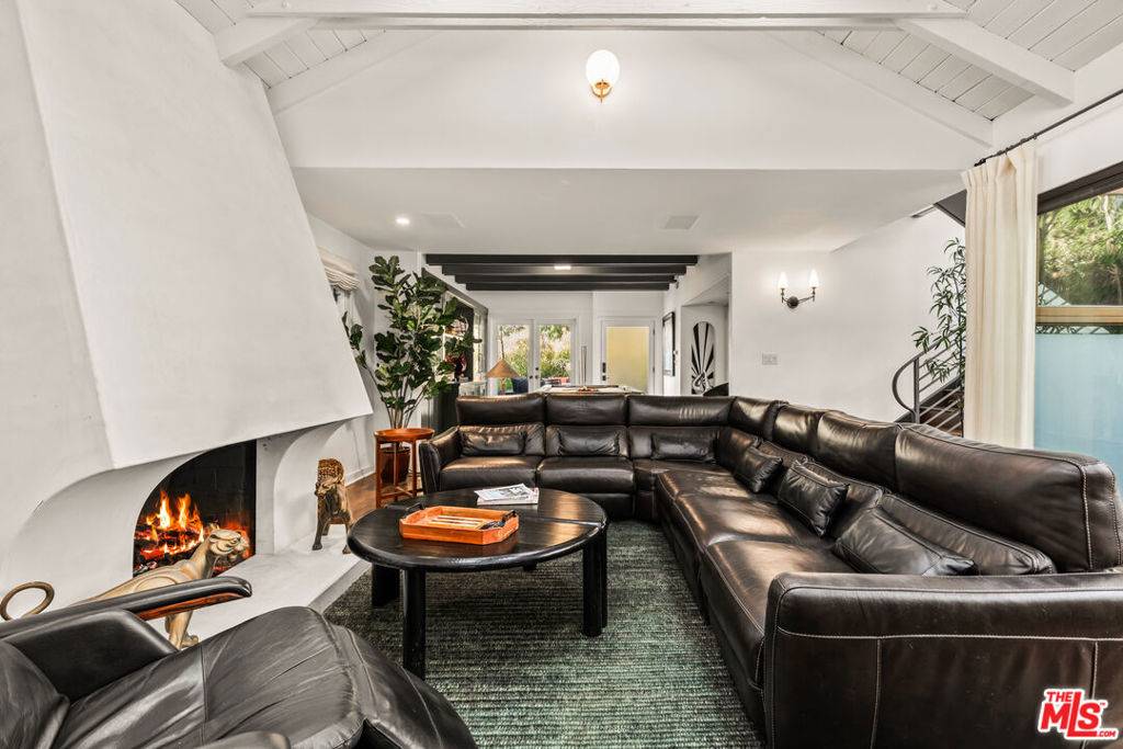 Marina Del Rey, CA 90292,14 Anchorage ST