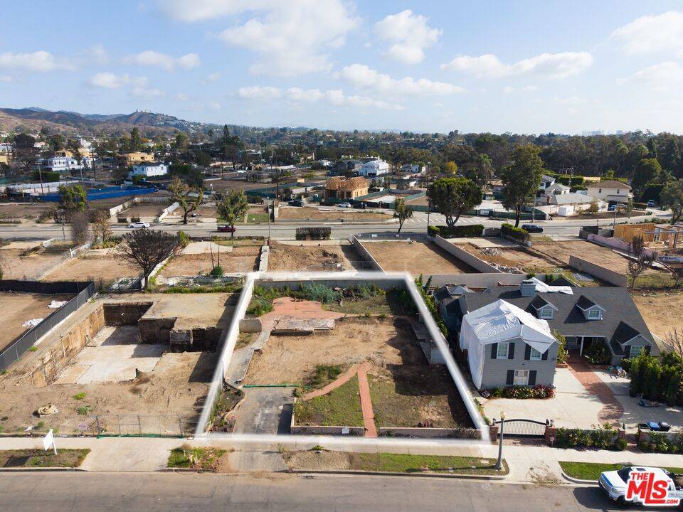 Pacific Palisades, CA 90272,724 Toyopa DR