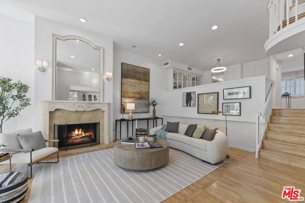 Beverly Hills, CA 90212,9501 W Olympic BLVD