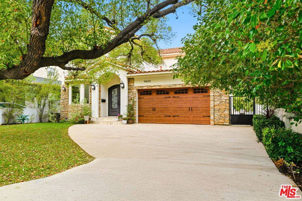 Encino, CA 91436,16655 La Maida ST