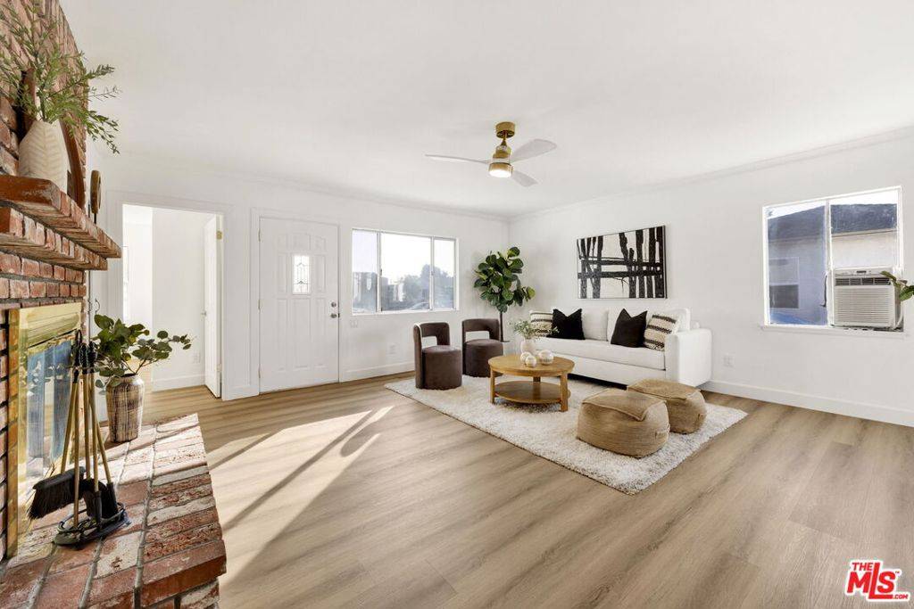 Covina, CA 91722,16819 E Devanah ST