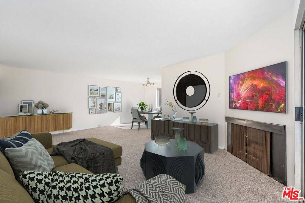 West Hollywood, CA 90046,1021 N Crescent Heights BLVD #205