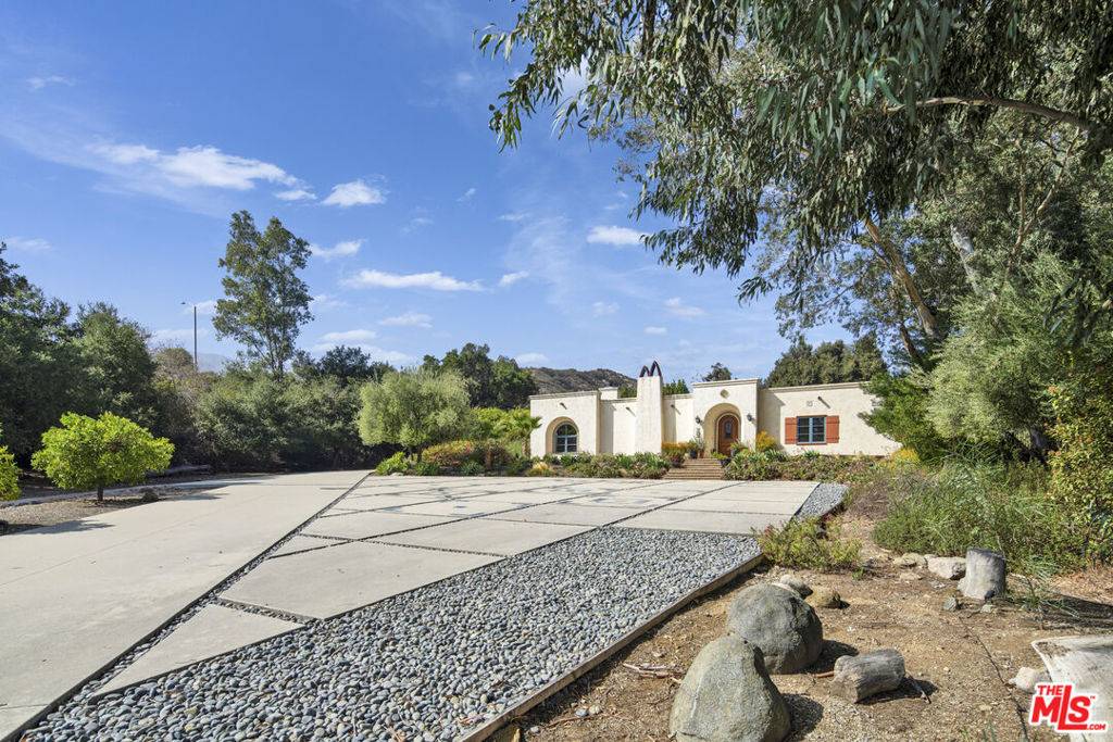 Corona, CA 92882,1487 Meadowcrest CIR