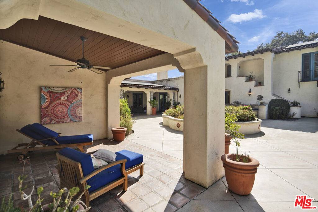 Corona, CA 92882,1487 Meadowcrest CIR