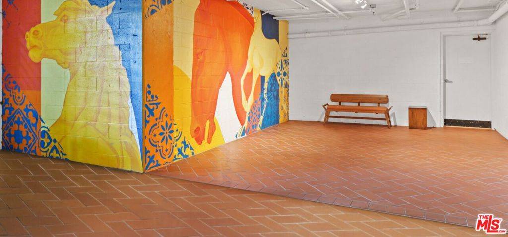 West Hollywood, CA 90046,1430 N HARPER AVE #211