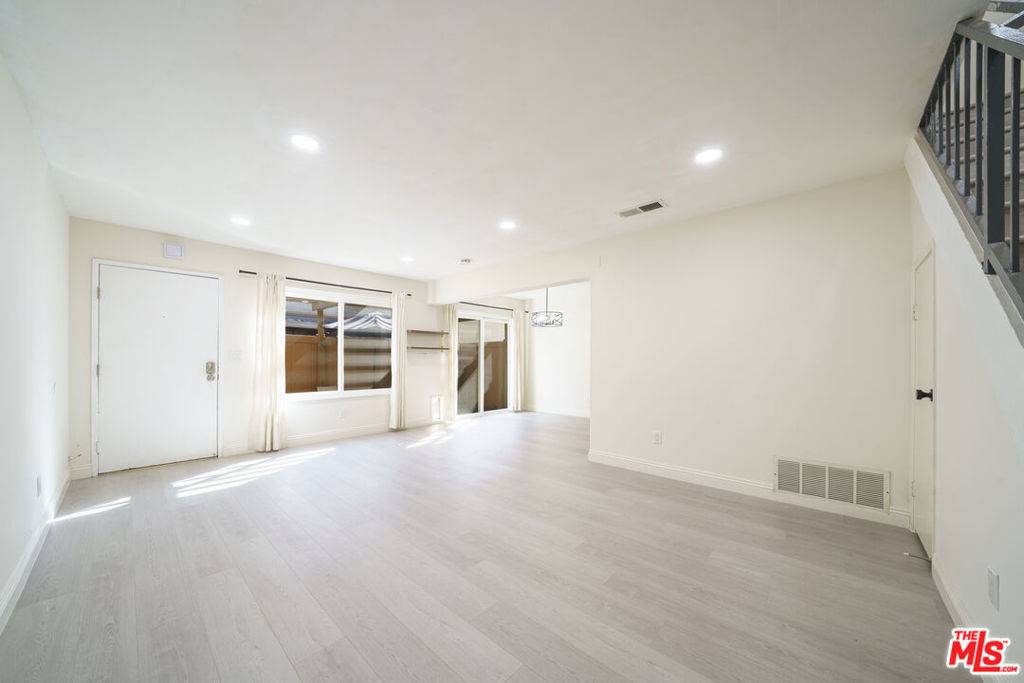 Cerritos, CA 90703,12446 Rancho Vista DR