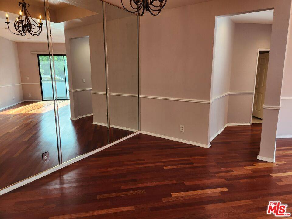 Los Angeles, CA 90025,12211 Idaho AVE #103