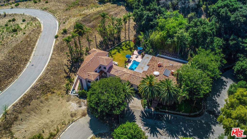 Beverly Hills, CA 90210,9696 Antelope Road