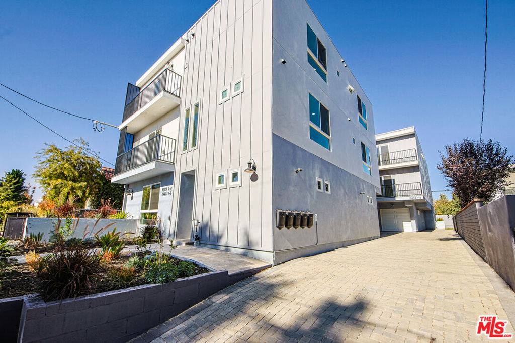 Toluca Lake, CA 91602,10803 #2 Kling ST