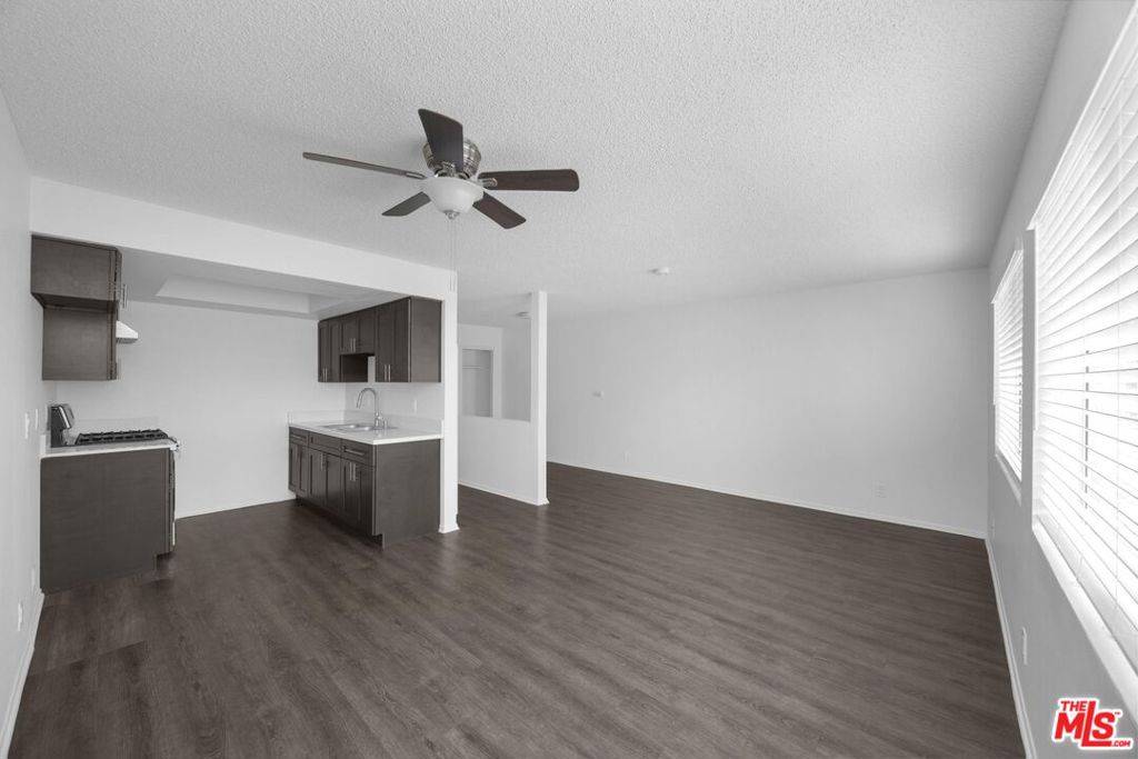 San Pedro, CA 90731,663 W 5th ST