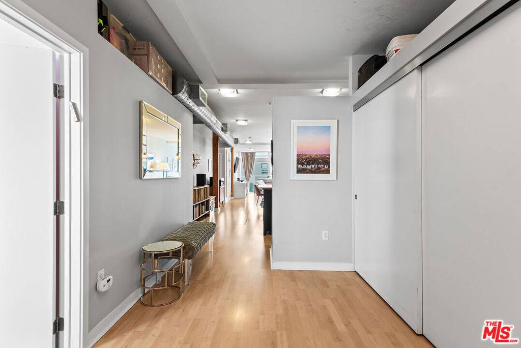 Marina Del Rey, CA 90292,4215 Glencoe AVE #302