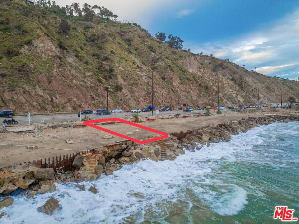Malibu, CA 90265,20610 Pacific Coast HWY