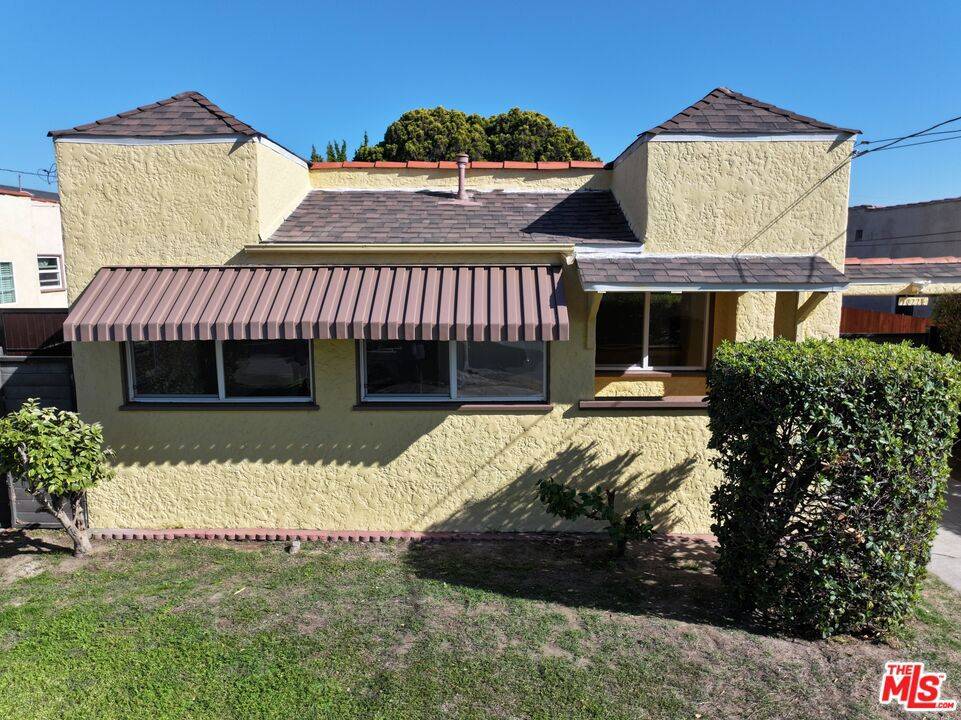 Inglewood, CA 90301,1022 S Fir AVE