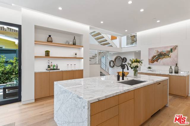 Venice, CA 90291,1620 Electric AVE