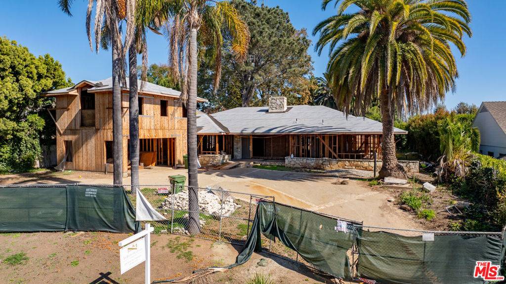 Pacific Palisades, CA 90272,1316 Capri DR