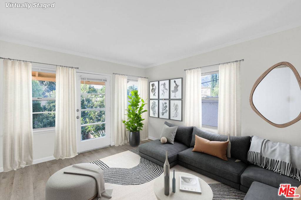 Glendale, CA 91201,1042 Sonora AVE #B