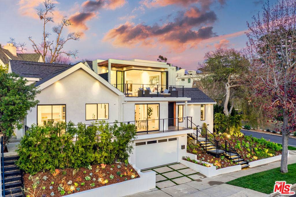 Los Angeles, CA 90024,1416 Comstock AVE