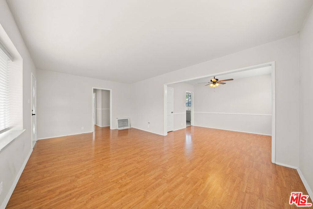 Lakewood, CA 90712,2922 Eckleson ST