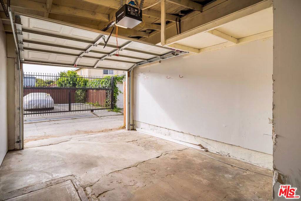 Venice, CA 90291,716 Sunset AVE